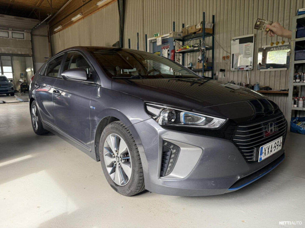 Hyundai Ioniq Plug-In