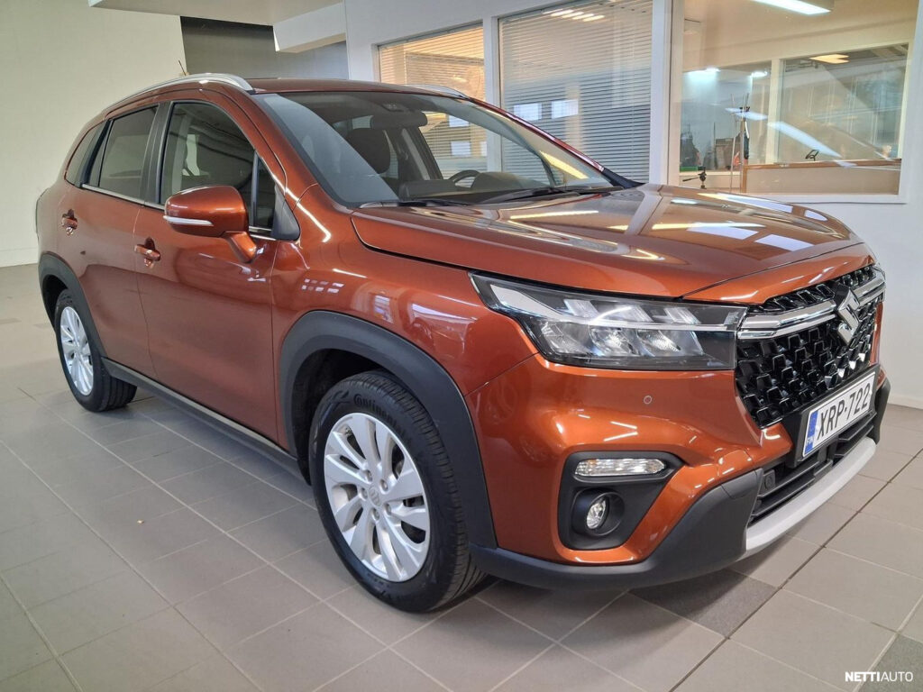 Suzuki S-cross